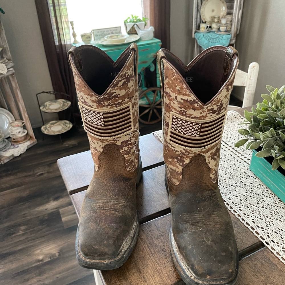 Ariat Work Hog patriot steel toe work boots.